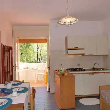 One-bedroom 150 Meters From The Sea - By Beahost *