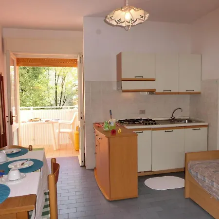 One-bedroom 150 Meters From The Sea - By Beahost